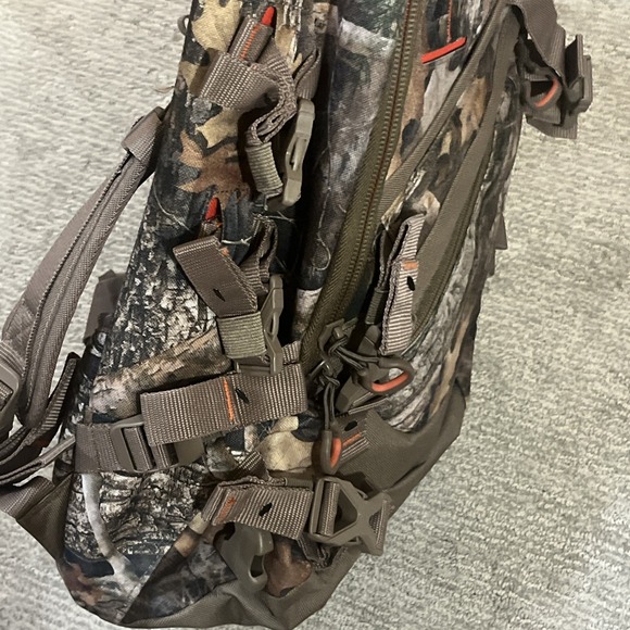 Redhead Primal Bow/Rifle Heavy Duty H20 Backpack Padded Back no bladder NWOT - Picture 8 of 16